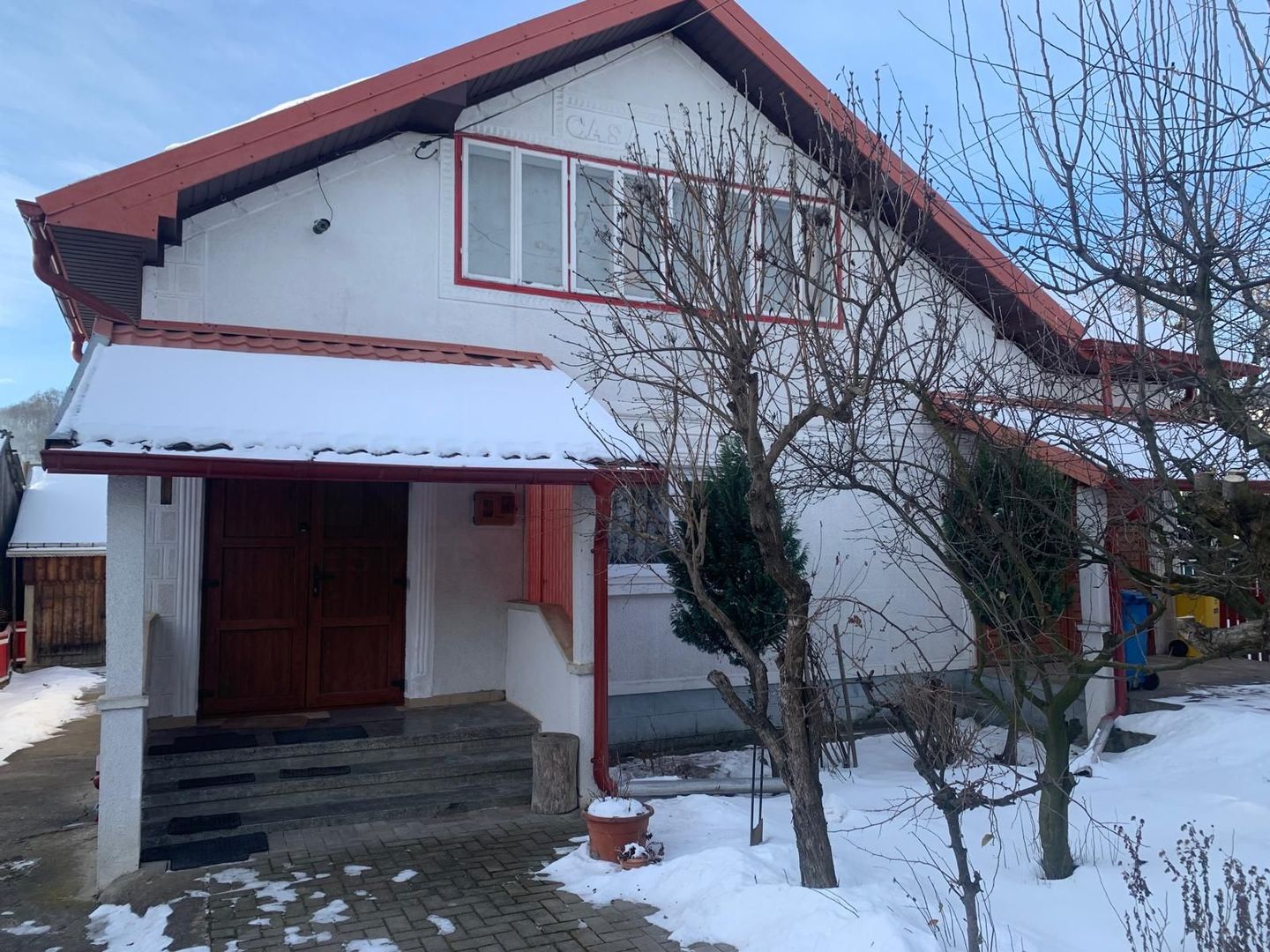Vilă 5 camere | 300 mp | Voivodeasa – Sucevița - Poză 1
