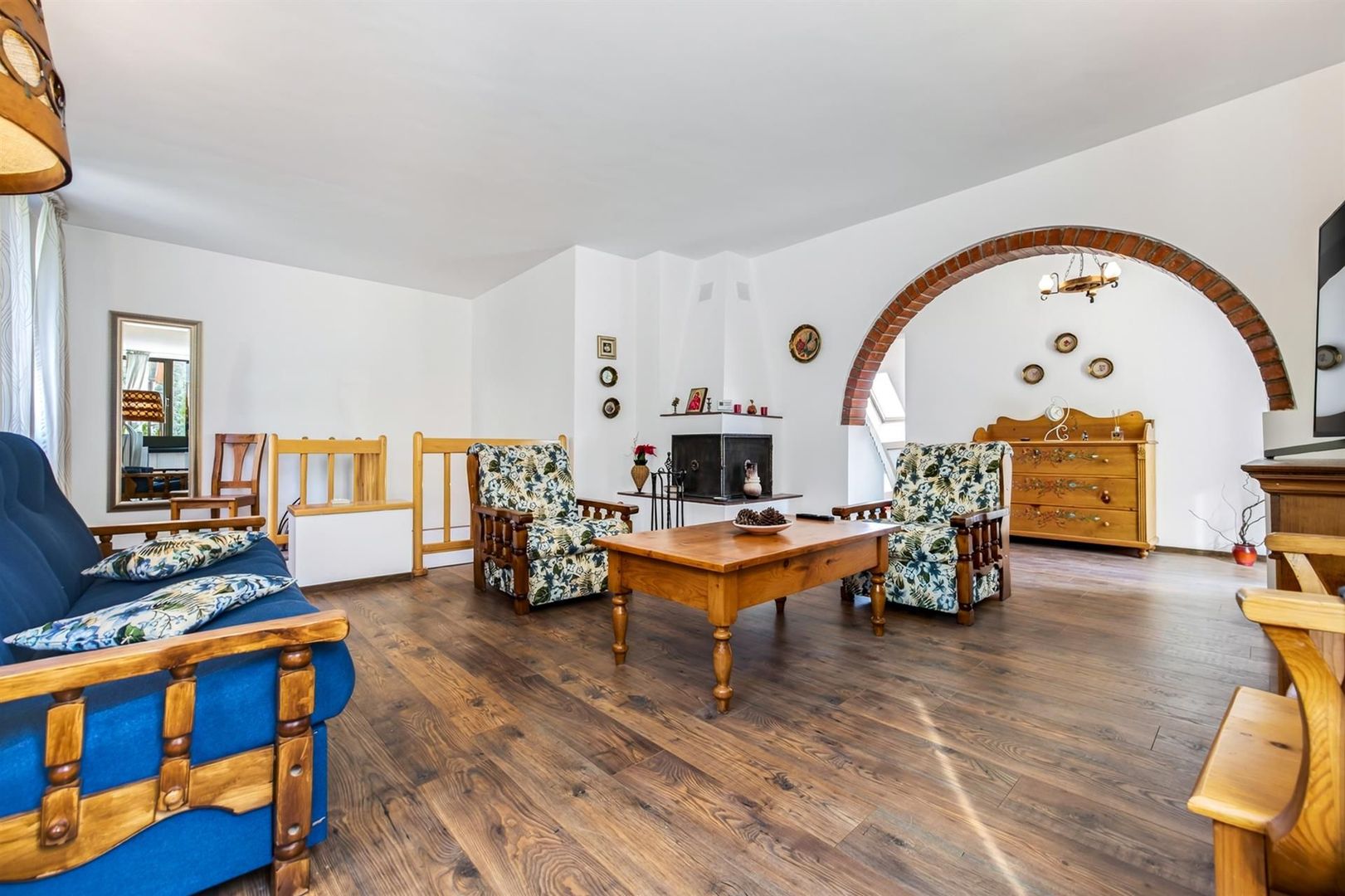 Casa pe 3 niveluri | Terasa cu priveliste | 3 parcari | Pozitie centrala - Poză 11