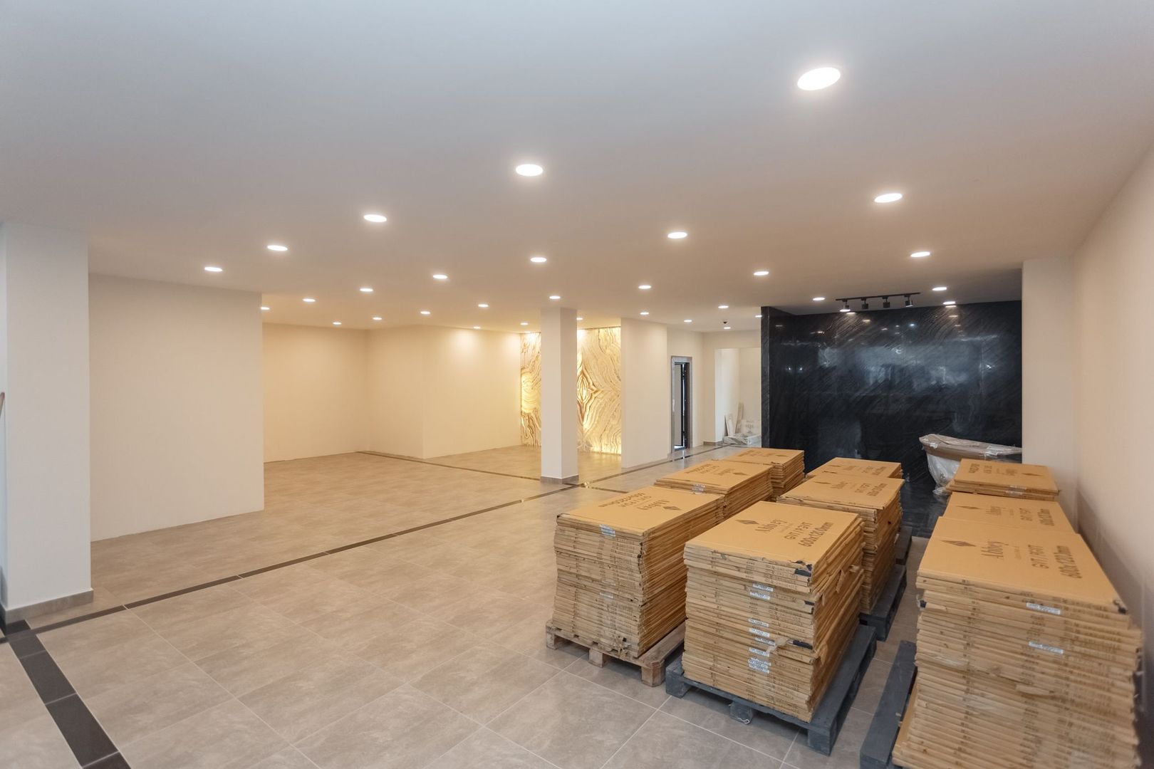 Chirie Spatiu comercial - Poză 4