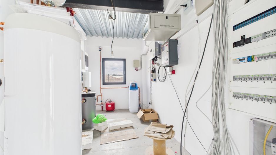 Hală Modernă, în zona Aeroport – 949 mp Utili - Poză 8