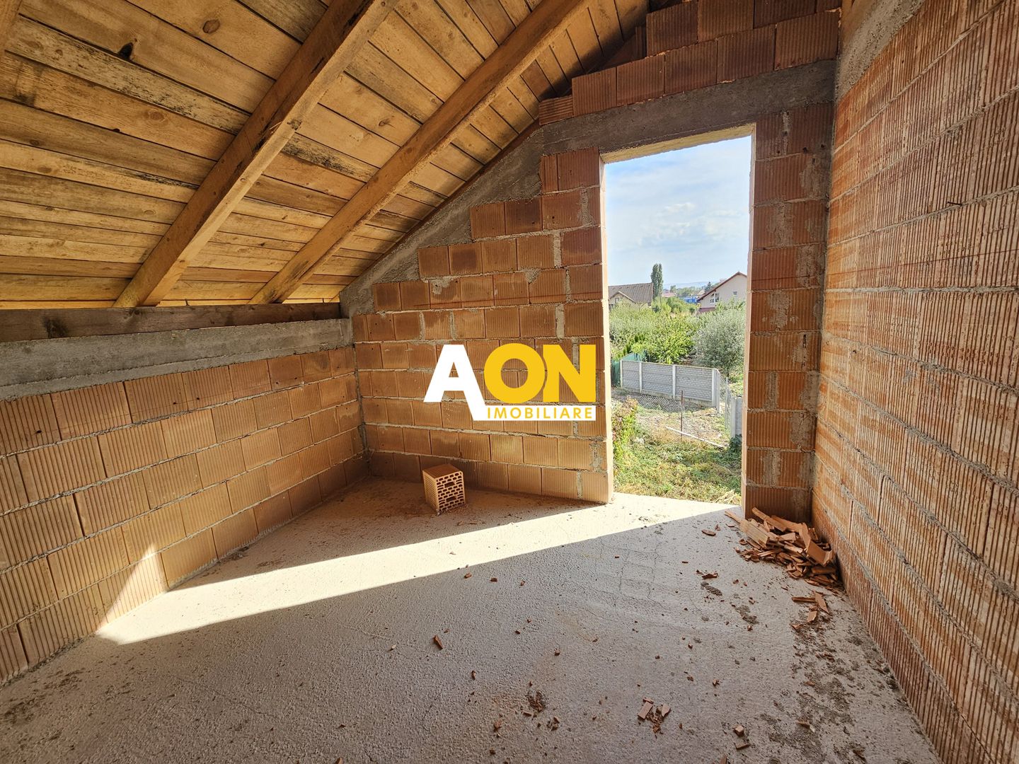 Casa la rosu, 4 camere, 2 bai, 345 mp teren, zona Ampoi 3 - Poză 11