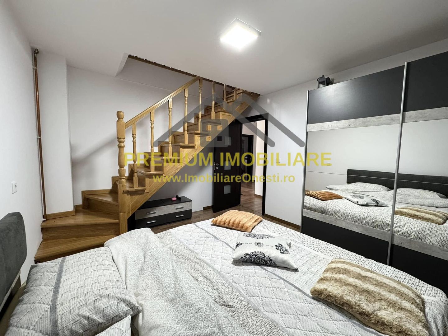 Vila la 13 km de Onesti - Poză 5