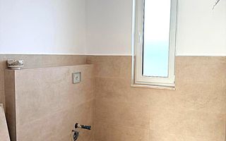 Casa de vanzare pe un singur nivel zona ORIZONT pret 220 negociabil - Poză 7
