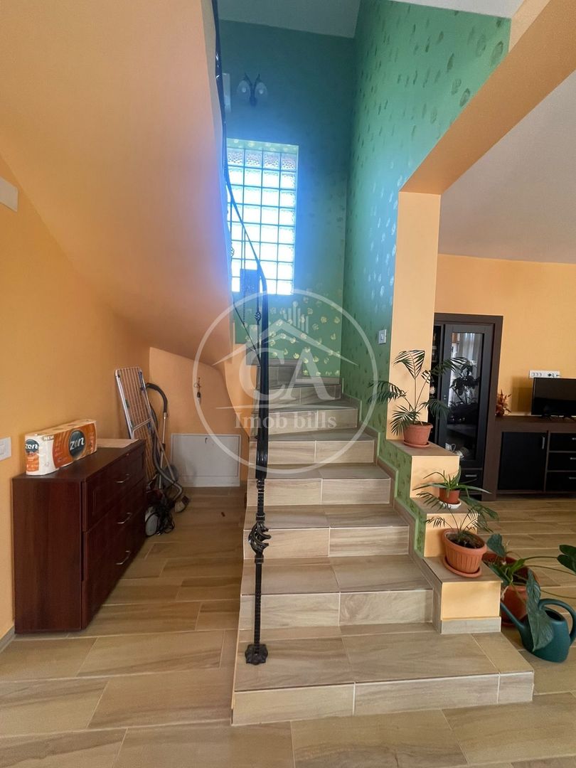 Casa de vanzare cu 4 camere in Oșorhei, Bihor - Poză 7