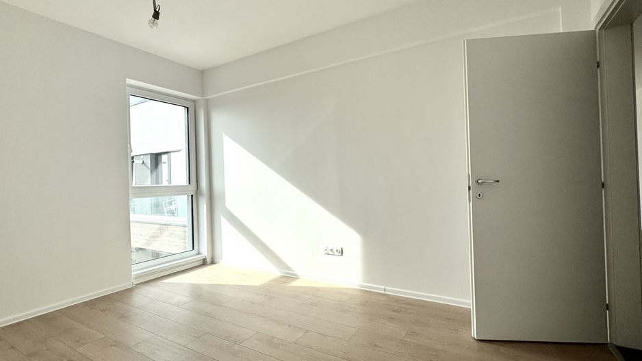 Apartament 3 camere Zona Mall Colosseum-Lacul Străulești - Poză 7