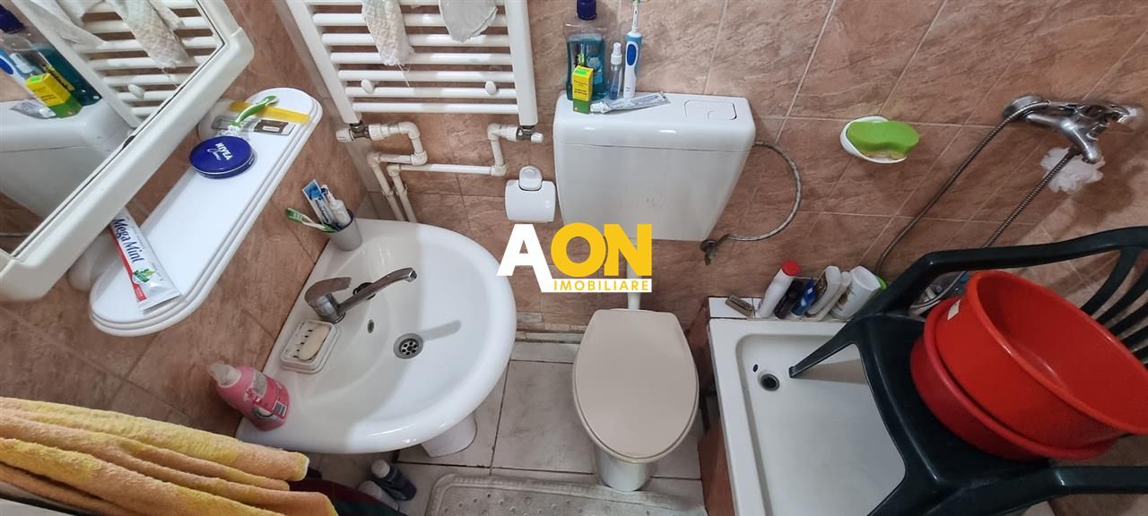 Casa individuala, 2 Camere, zona Poarta I,  300mp teren - Poză 5