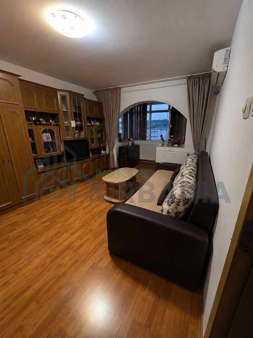Apartament 2 camere, 42 mp – Alexandru cel Bun, lângă Liceul Miron Costin - Poză 1
