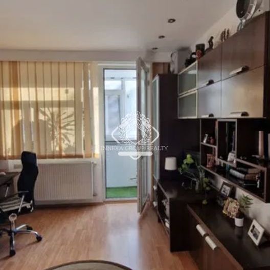 Teiul Doamnei | Apartament 3 camere | Etaj 4 | Bloc reabilitat - Poză 3