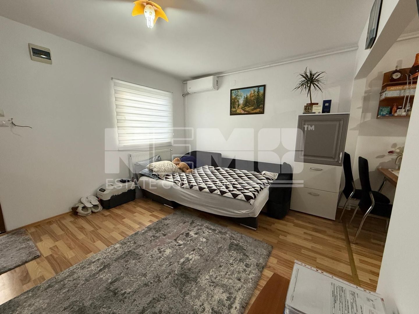 CASA DOTATA CU CENTRALA PROPRIE | CURTE | 5 ARI - Poză 2