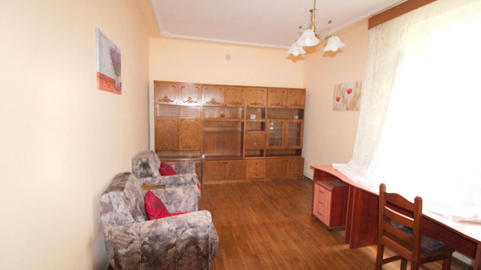 De inchiriat apartament cu 2 camere Gradina Publica et. 4, 300 euro - Poză 2