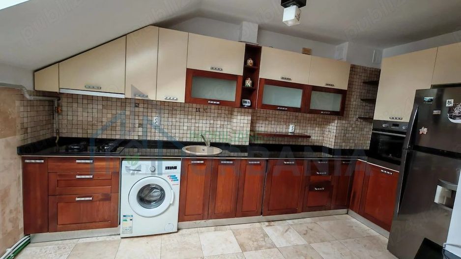 Apartament 3 camere cu mansardă, Piața Păcurari, Iași - 100 mp, mobilat - Poză 2