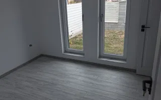 Casa 4 camere Crevedia - Poză 35
