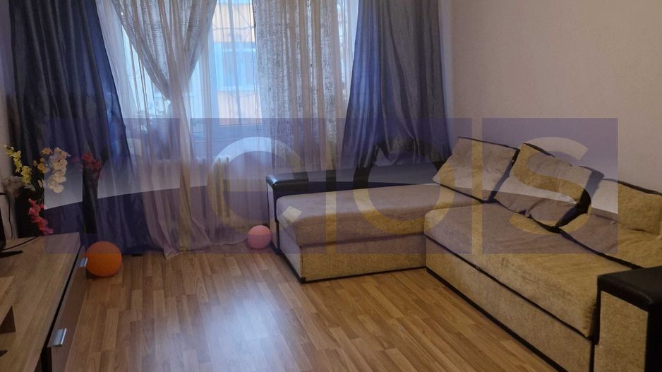 VANZARE 3 CAMERE - DECOMANDAT- DRISTOR-10 min de metrou - Poză 1