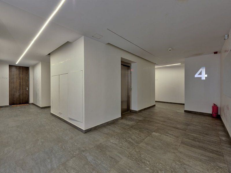 Studio in Vernescu Residence, nou, mobilat si utilat, parcare subterana - Poză 5