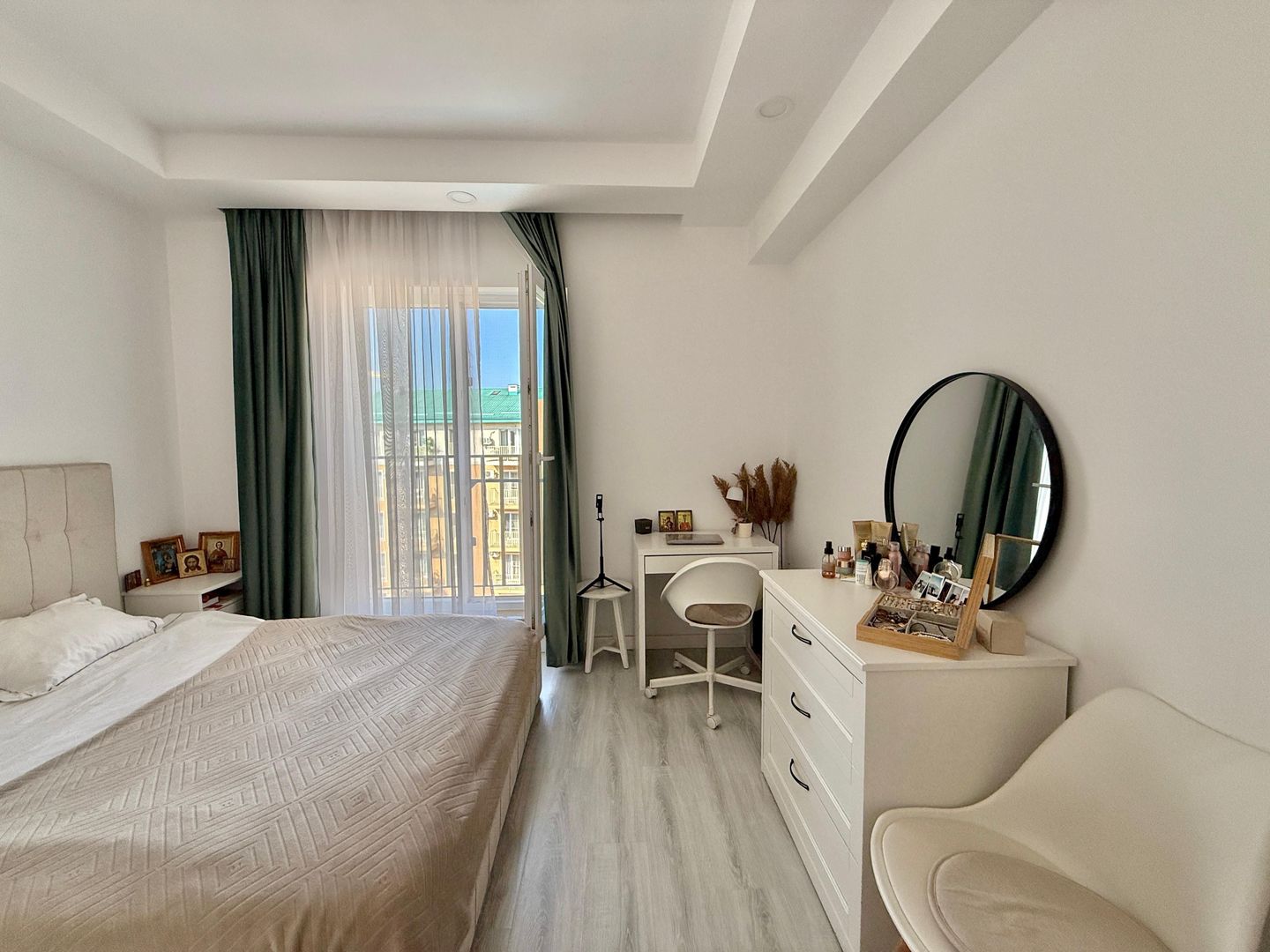 COSMOPOLIS - Apartament cu 2 camere tip studio, mobilat si utilat. - Poză 12