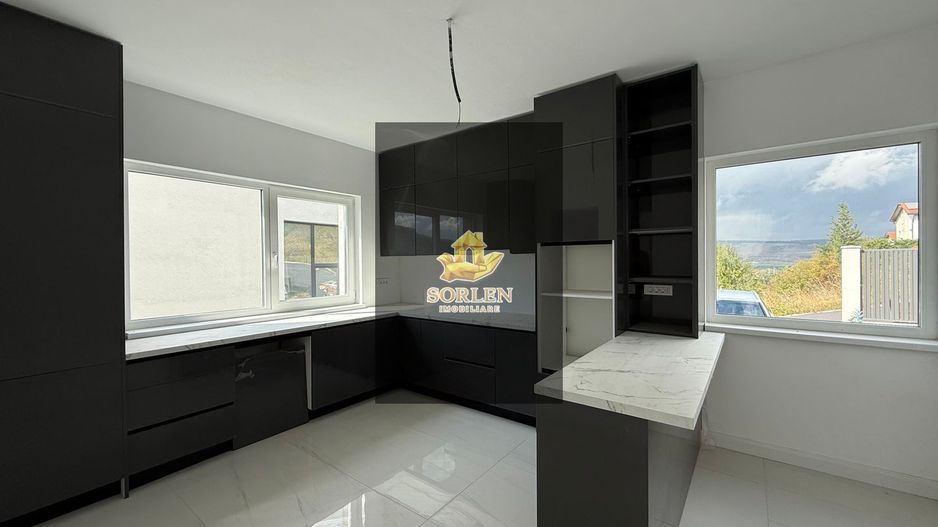 Casa individuala de vanzare - Zona Vivo / Floresti - Poză 5