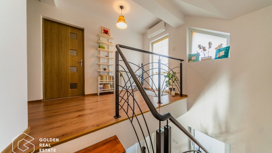 Casă tip duplex P+M, teren 302 - Poză 4