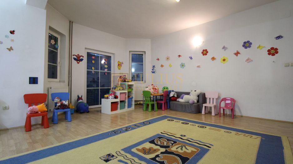 Casa in zona Lipovei,  ideala pentru activitati comerciale. - Poză 4