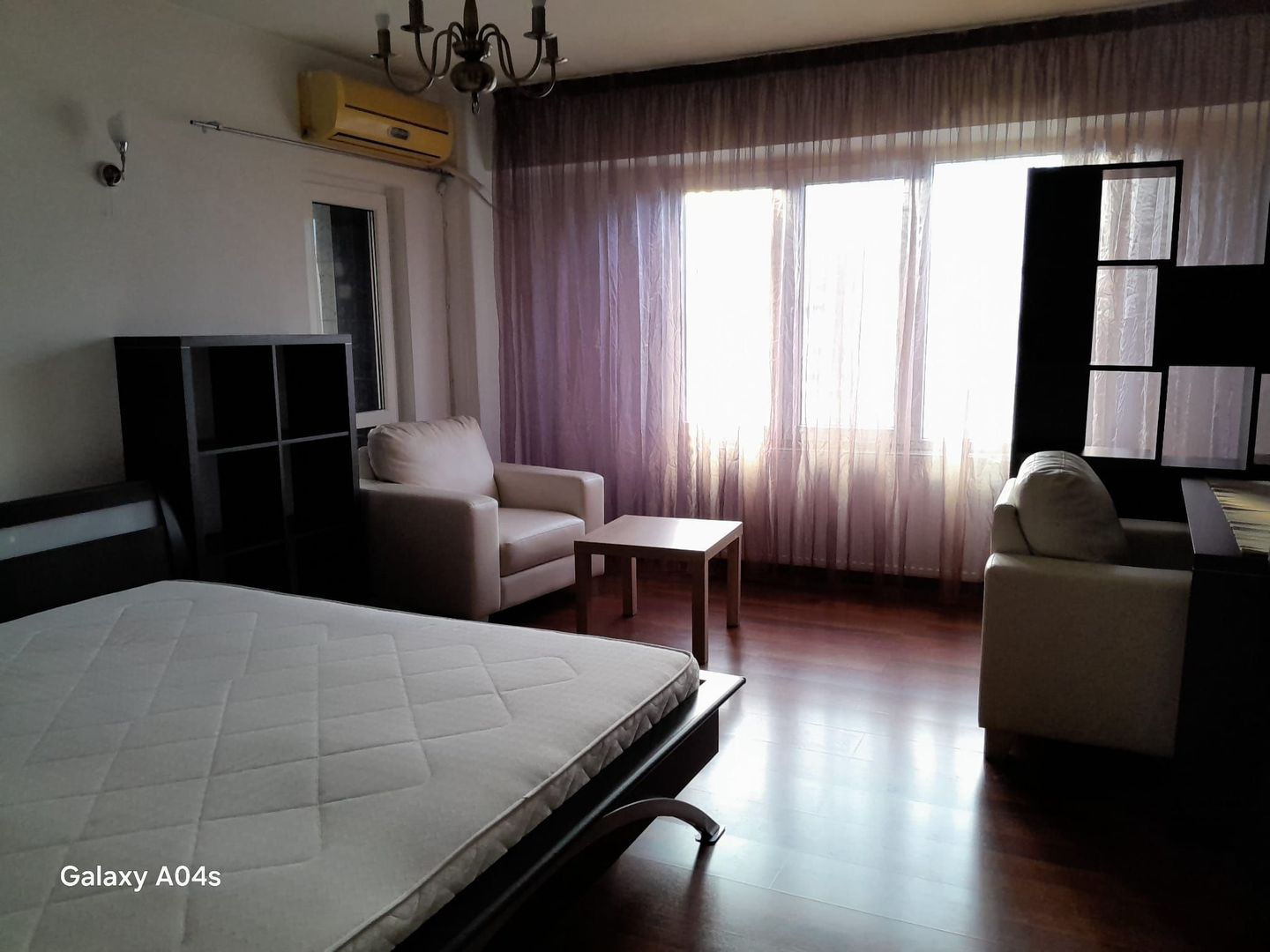 Inchiriez apartament 3 camere, Unirii, mobilat modern, metrou aproape - Poză 3