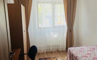 3 camere spațioase, 2 băi, balcon mare – zonă centrală excelentă! - Poză 4