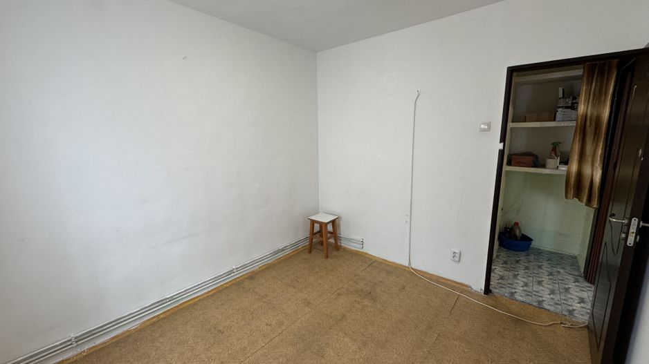 Apartament cu 2 camere in Tractorul, Strada General Mociulschi - Poză 16