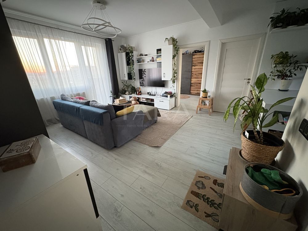 Vând apartament 3 camere, Florești – zona Terra. - Poză 3