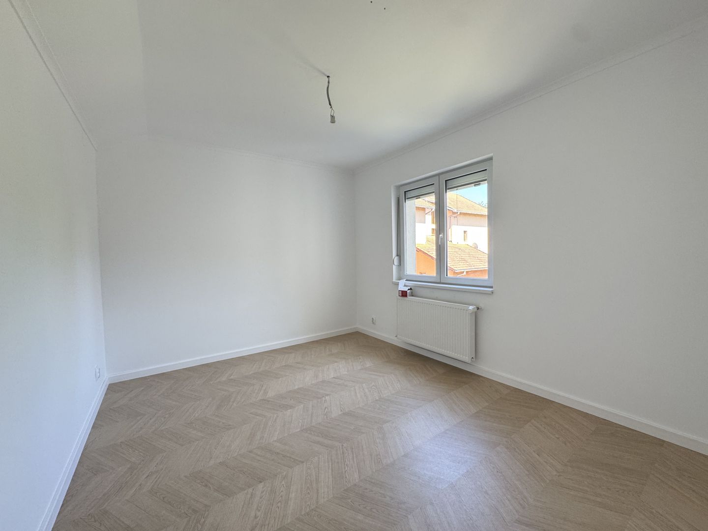 Apartament nr.16 cu 2 camere, boxa si parcare incluse in pret - Poză 11