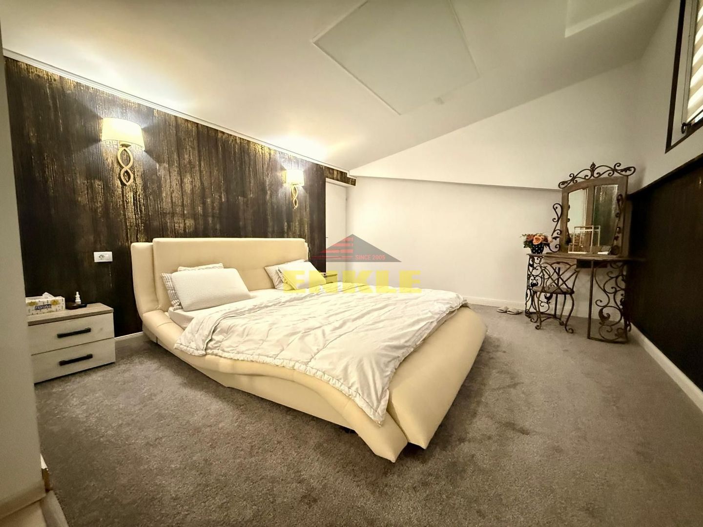 Casă de vânzare  P+M– 163 mp utili, teren 544 mp. - Poză 2