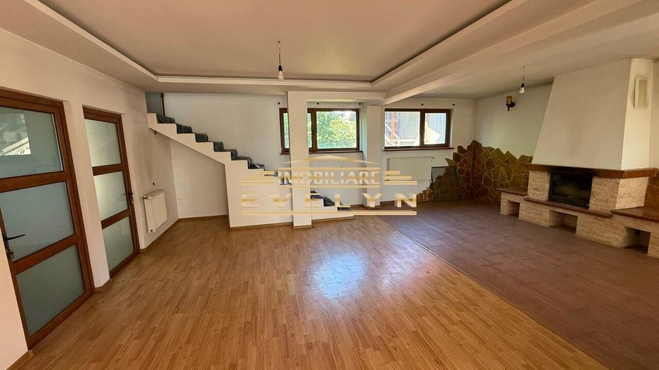 Casă de vânzare Ds+P+1E+M, situată pe Strada Alexandru cel Bun. - Poză 8