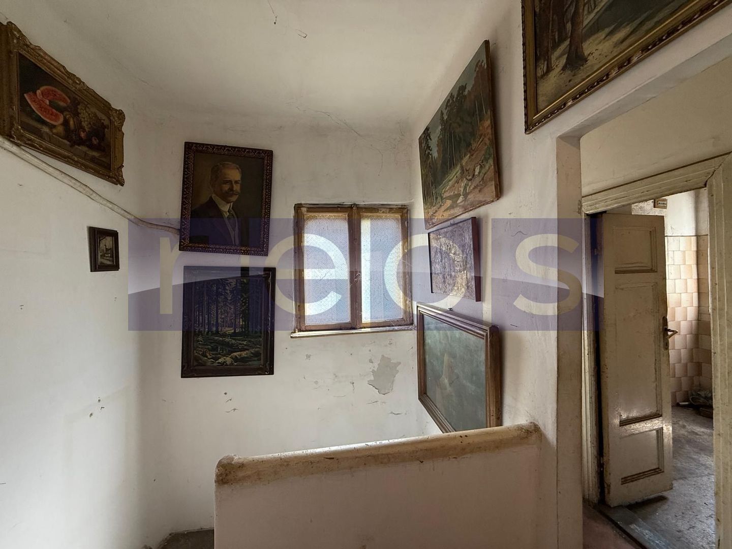 VANZARE 4 CAMERE VILA INTERBELICA | DOMENII | APARTAMENT UNIC PE ETAJ - Poză 1