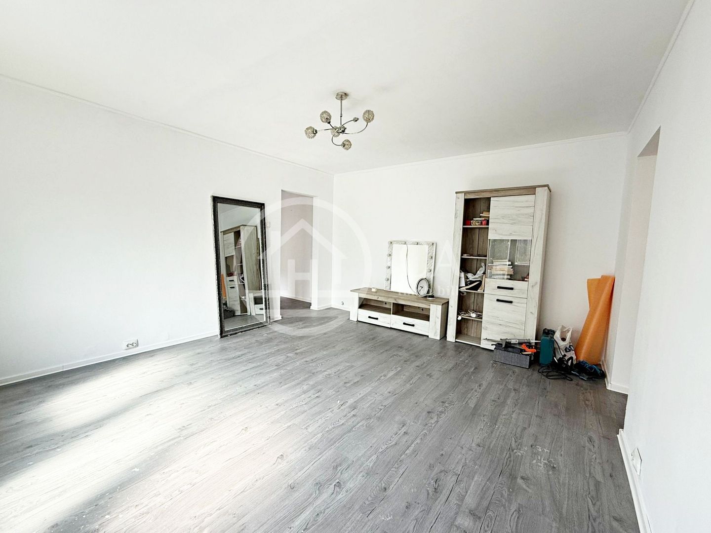 Apartament cu 2 camere de vanzare in Zona Rogerius, Oradea - Poză 4