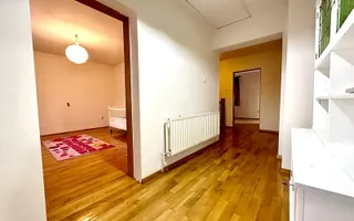 Casa la intrare în Ghiroda - Poză 30