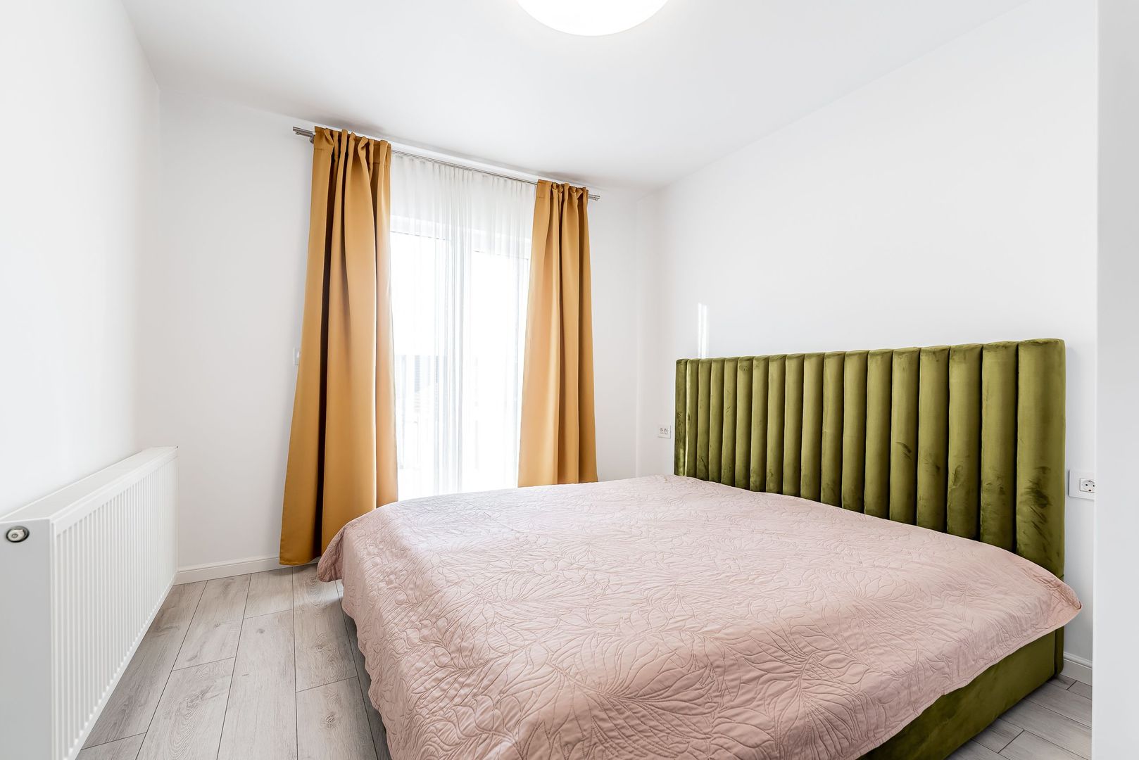 Doua case de vanzare la pret de una in Vladimirescu cartierul Florilor - Poză 6