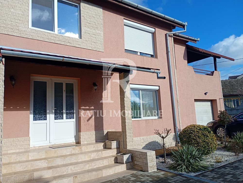 Casa de vanzare 4 camere | Cartierul Oncea | Oradea | - Poză 1