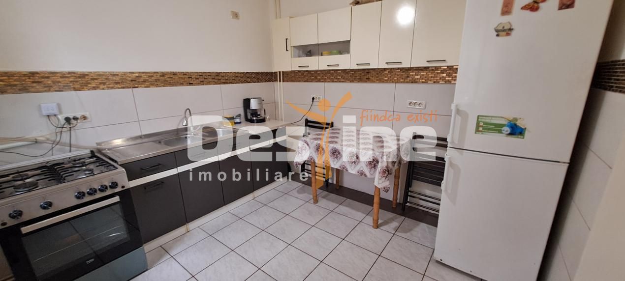 LUNCA CETATUII, CASA individuala , 8 CAMERE - Poză 7
