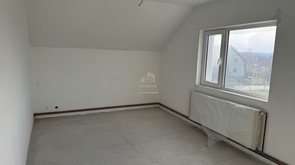 VILA 5 CAMERE,TEREN 560 MP, CAMPULUNG, ARGES - Poză 21