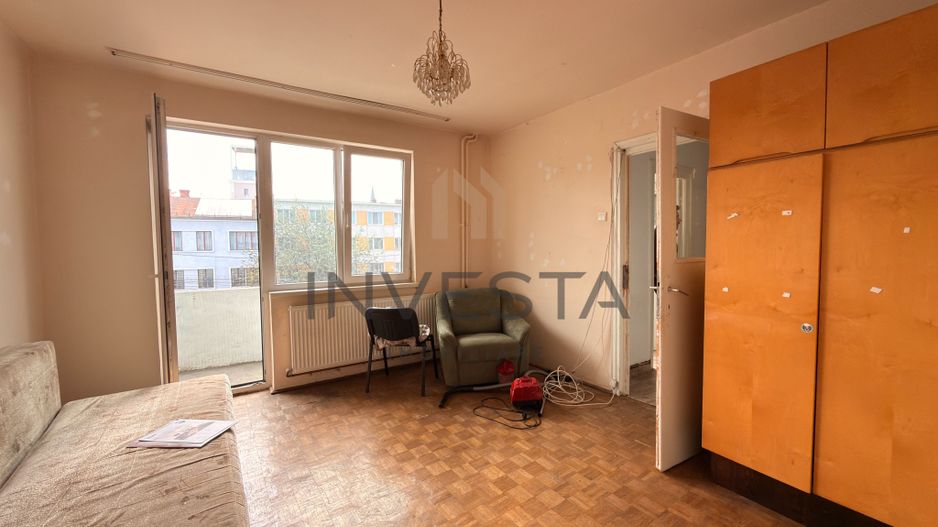 Apartament cu 2 camere decomandate, etaj intermediar, Pta M. Viteazu! - Poză 4