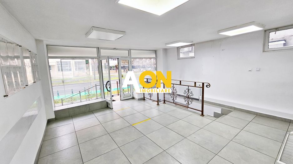 Spatiu comercial, 90 mp utili ( 65 parter + 15 subsol ), Cetate - Poză 1