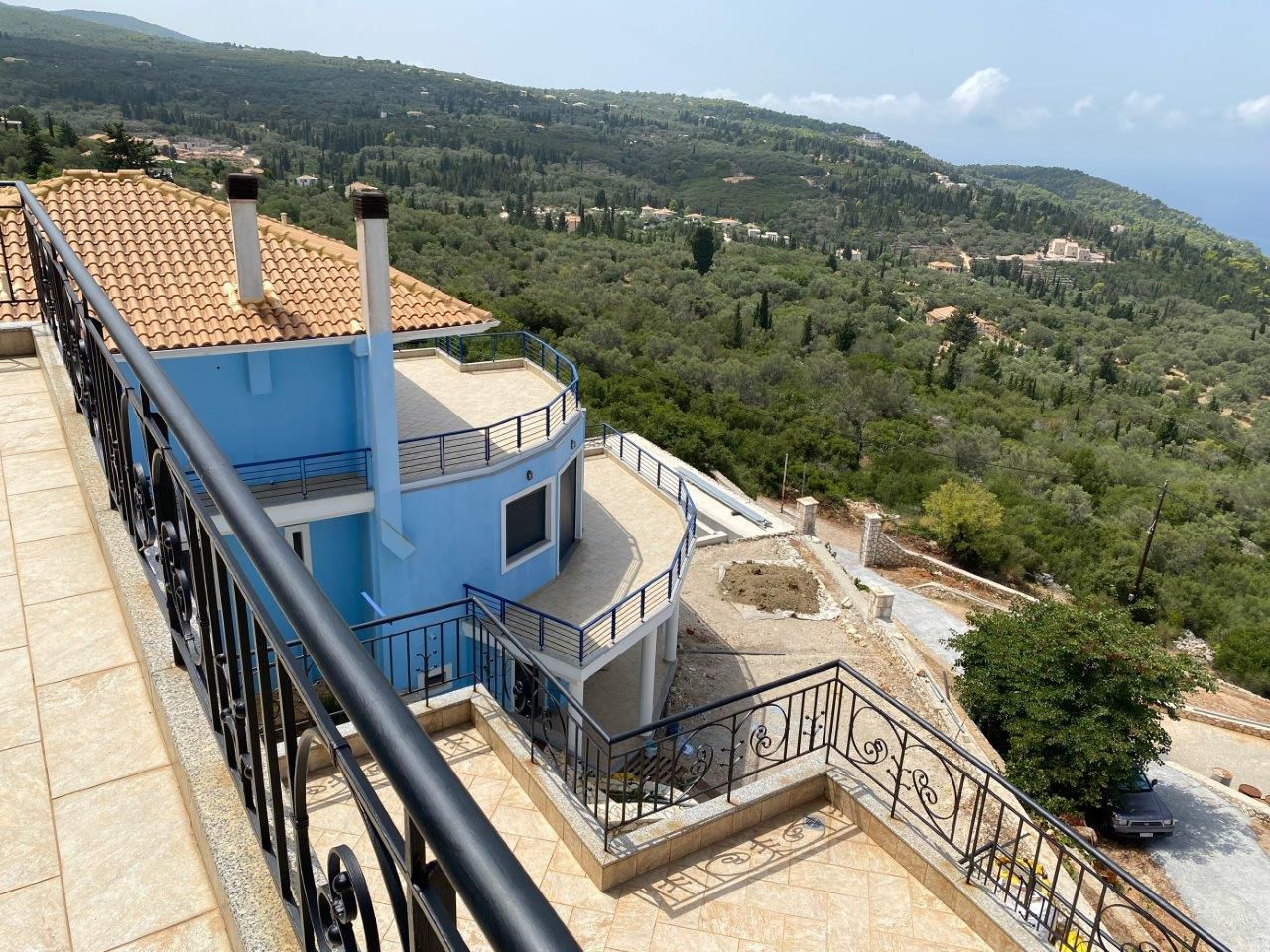 Vile Lefkada - Poză 1