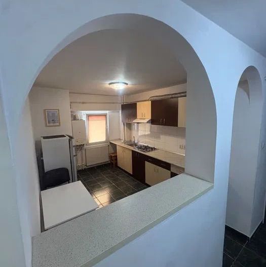 Apartament 2 camere 60 mp-zona Nicolina-Belevedere - Poză 7