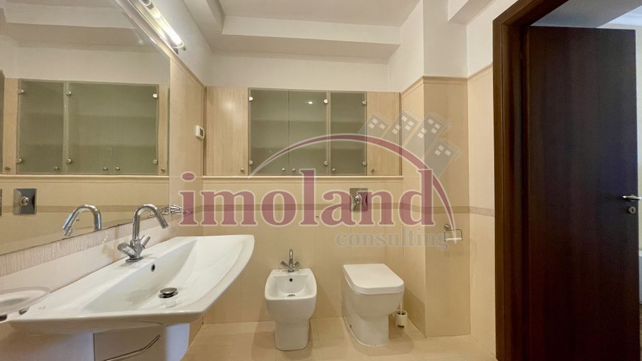 Inchiriere apartament 4 camere 155 mp + 25 mp terase, 2 parcări | Herastrau - Poză 23