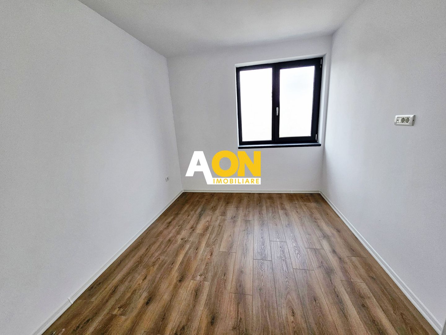 Apartament cu 3 camere, etaj 1, bloc nou 2025, cu parcare - Poză 5