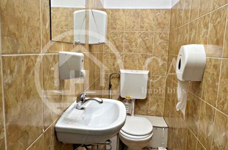 Spatiu comerical de inchriat in zona Rogerius, Oradea - Poză 7