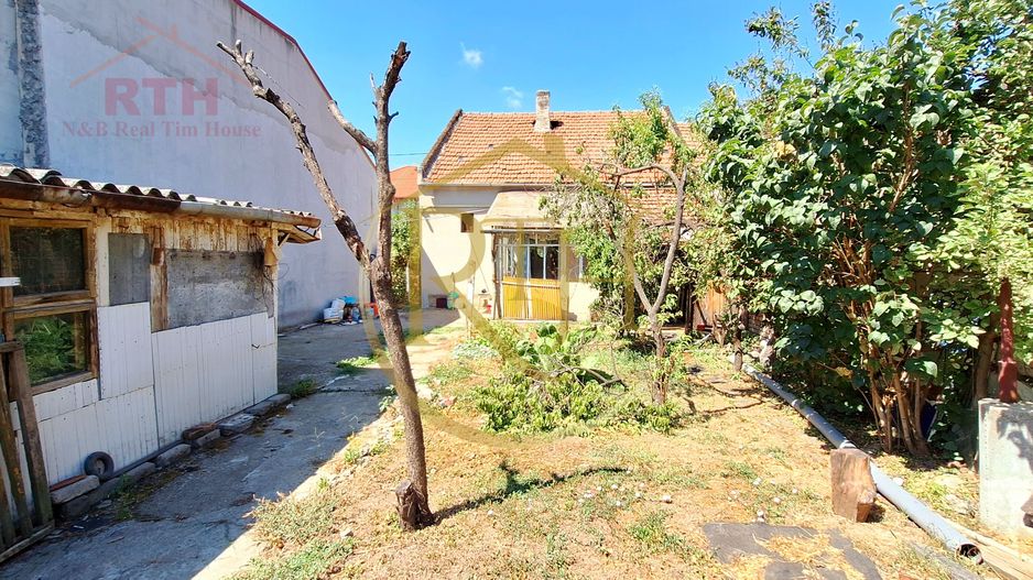 Oferim spre vanzare casa + teren, zona Sagului,  Necesita renovare - Poză 3