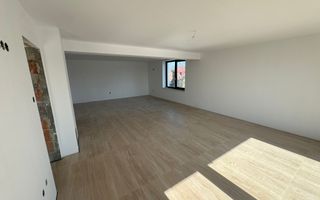 Apartament cu 3 camere, 107 mp, parcare, Zona Bulevardul Cetatii - Poză 4