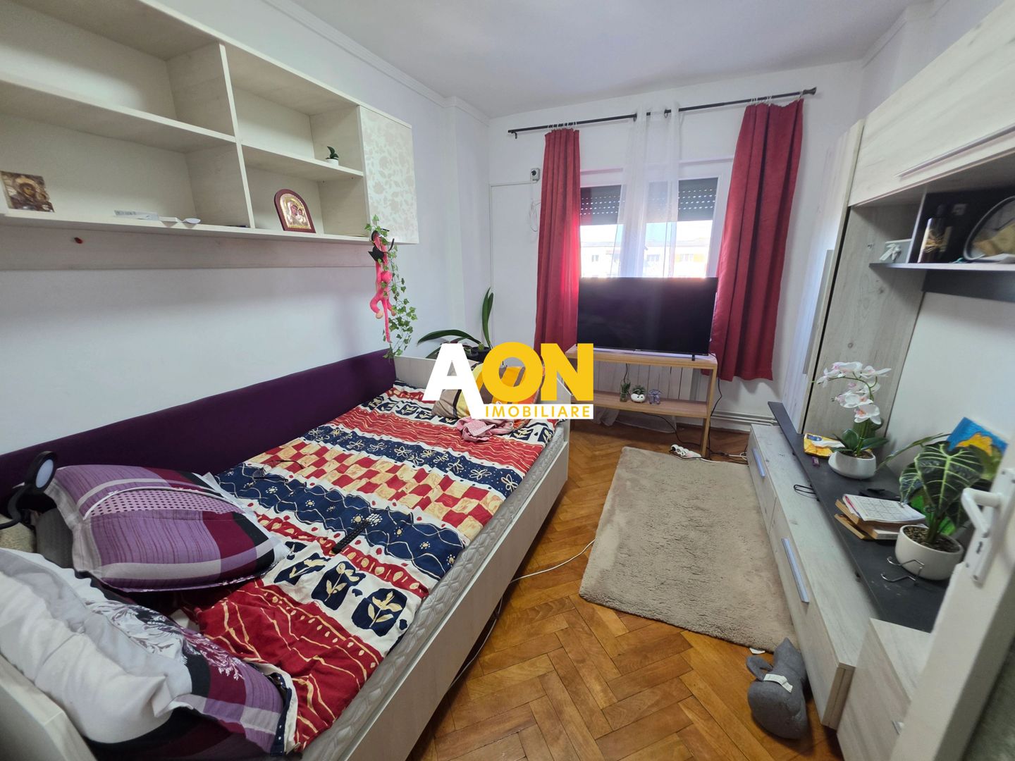 Apartament 3 Camere, Decomandat, Complet Mobilat, Cetate - Poză 2