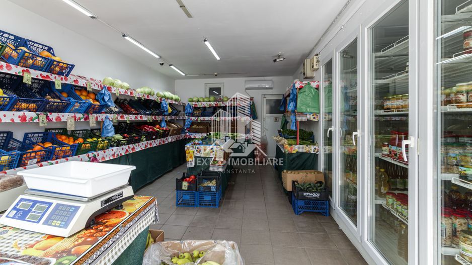 Casă cu deschidere stradală + spațiu comercial închiriat - Poză 11