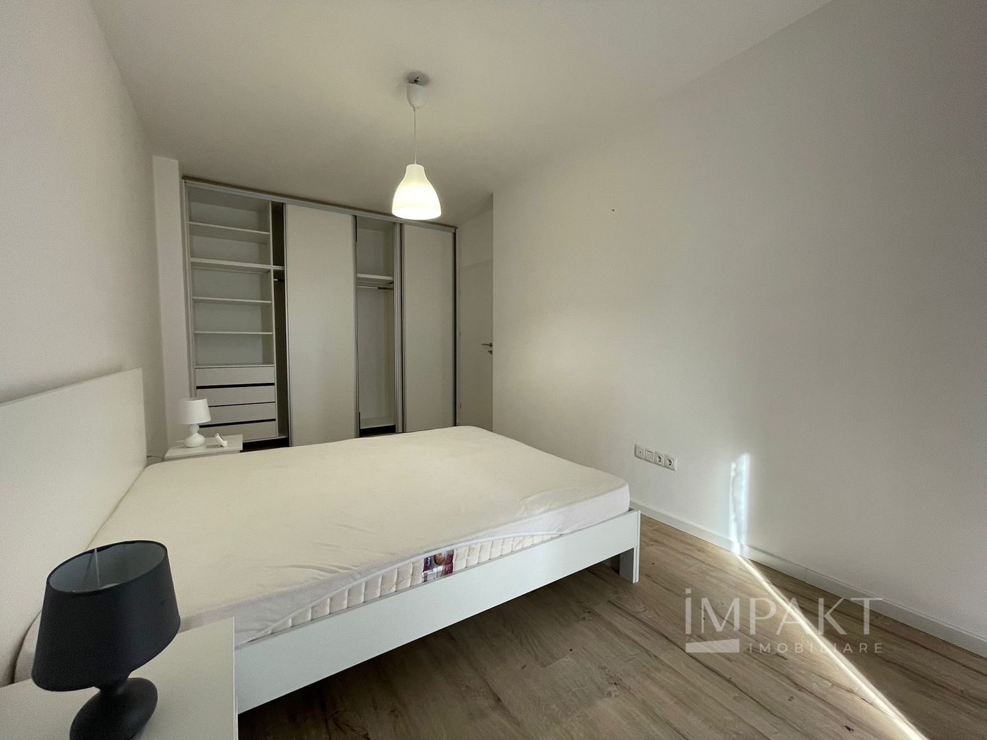 Apartament 3 camere, 60 mp, zona Bulgaria, luminos si spatios - Poză 4