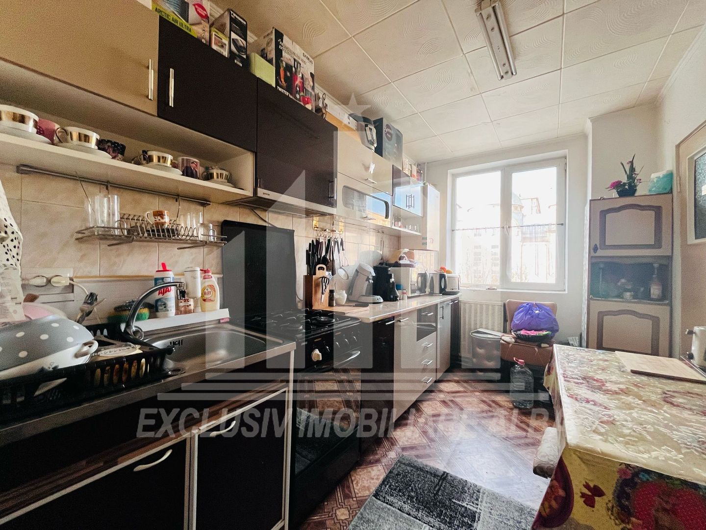 Apartament cu 3 camere, etaj 2, Cetate - Poză 2
