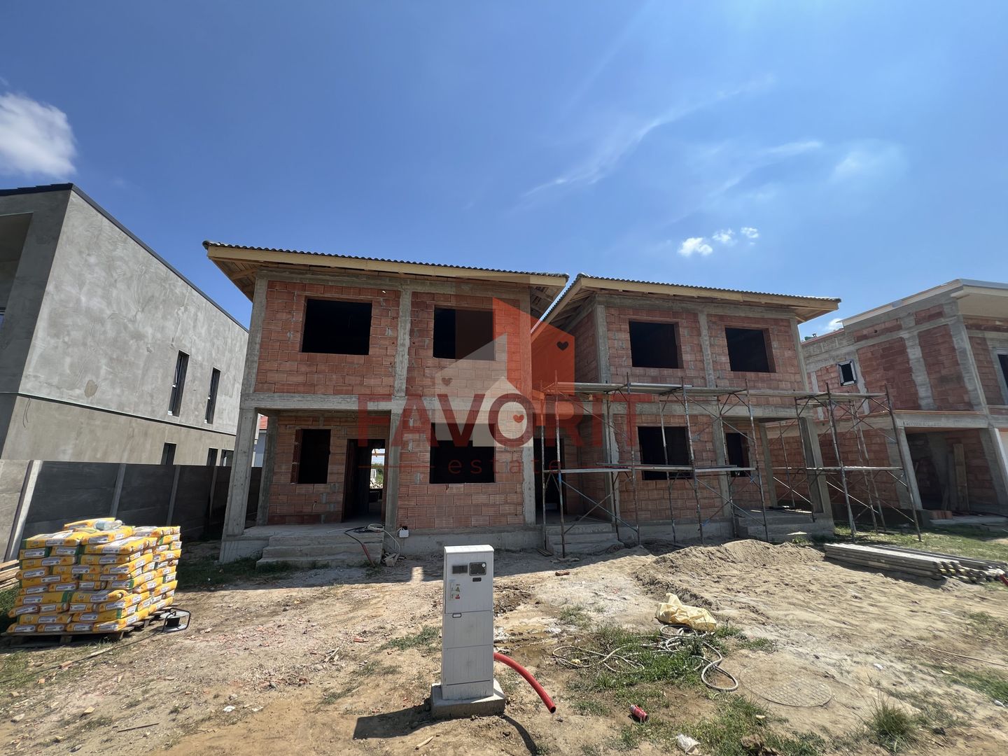 Duplex 5 camere | 130mp | Despartit | Ghiroda-Campus Universitar - Poză 1